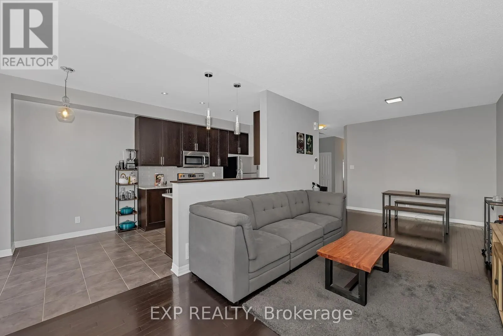 503 KNOTRIDGE STREET N