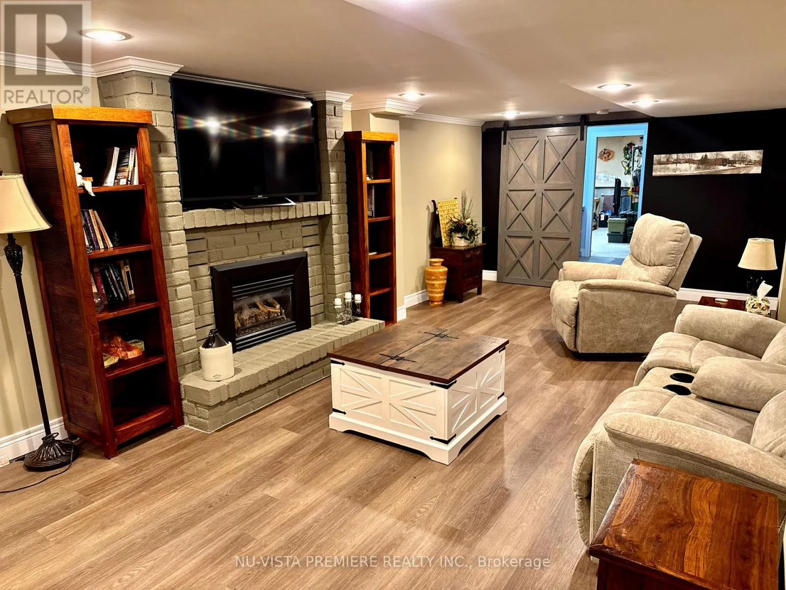 1446 ALDERSBROOK ROAD