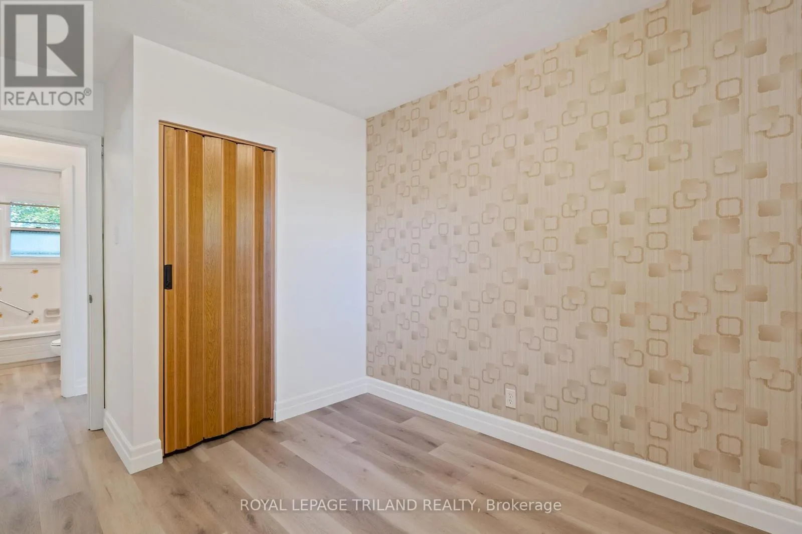 178 KIRKLAND CRESCENT