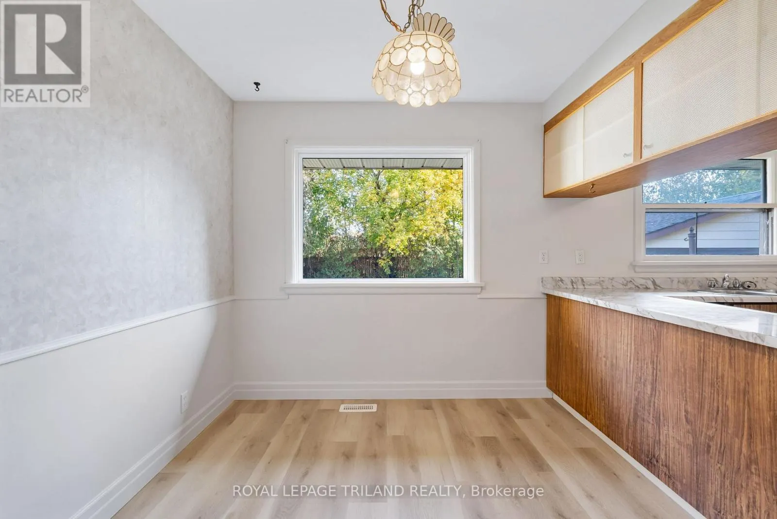 178 KIRKLAND CRESCENT