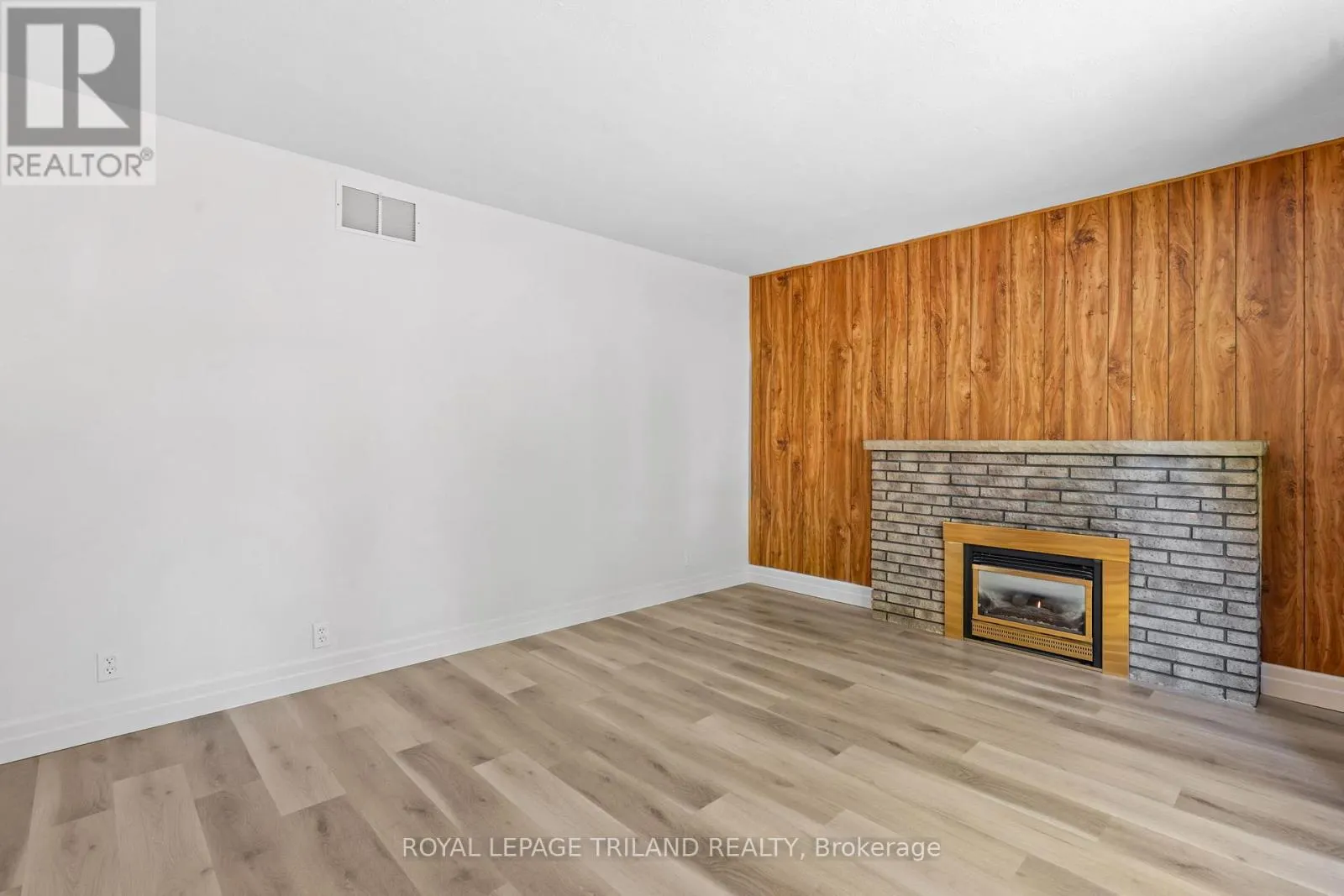 178 KIRKLAND CRESCENT