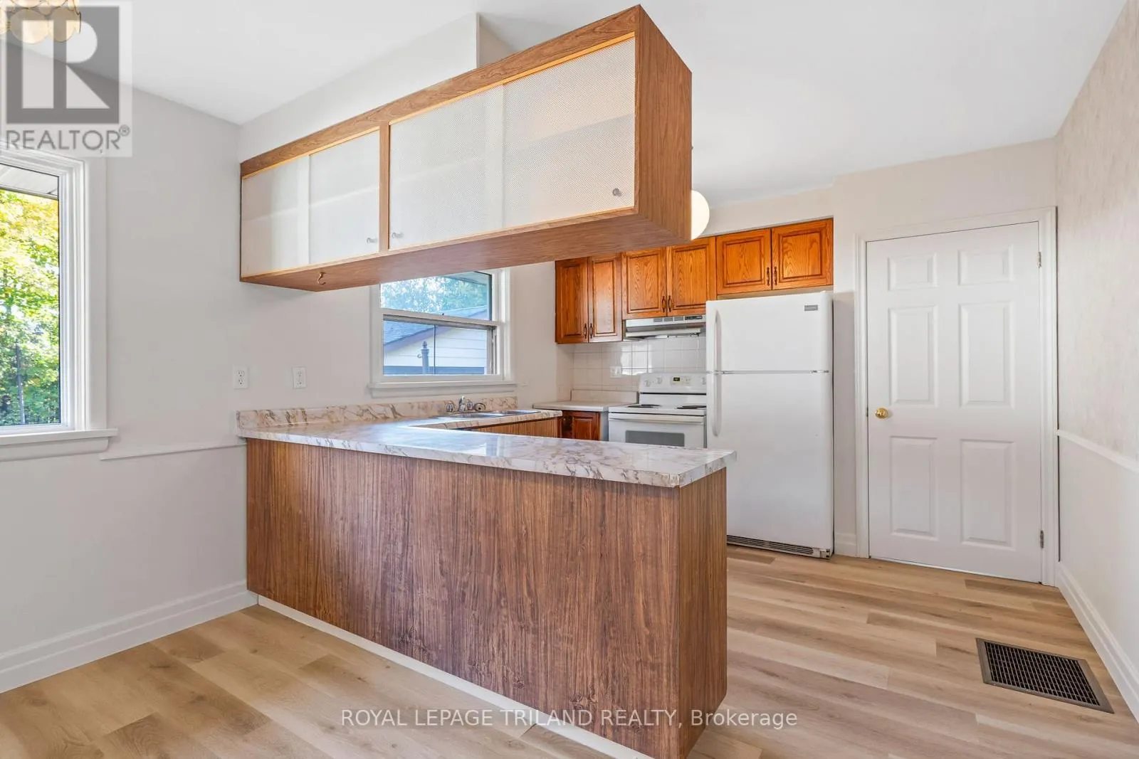 178 KIRKLAND CRESCENT