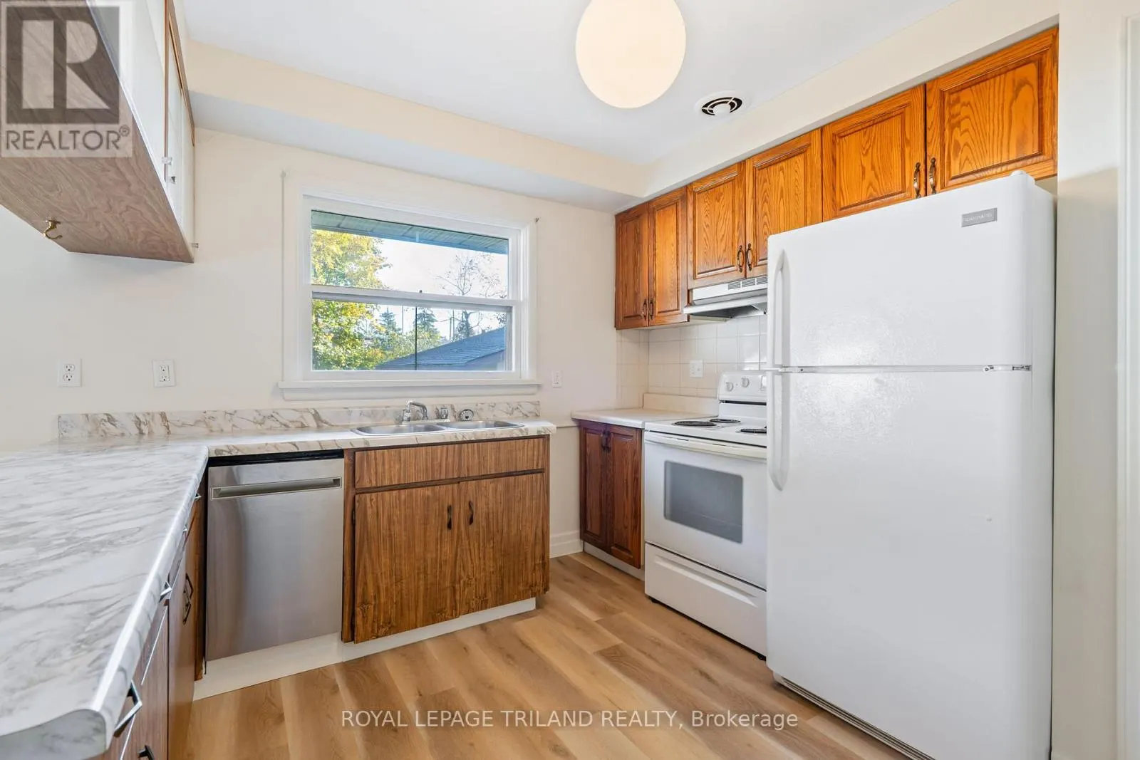 178 KIRKLAND CRESCENT