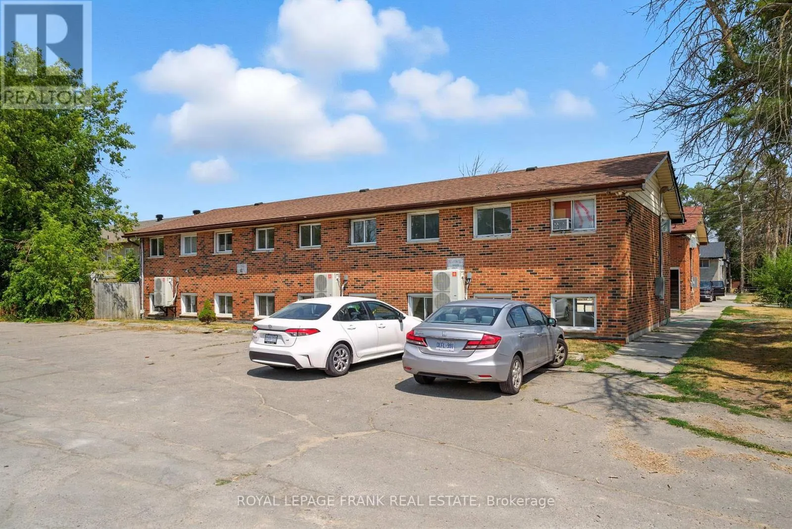 4 - 88 MARY STREET W, #4