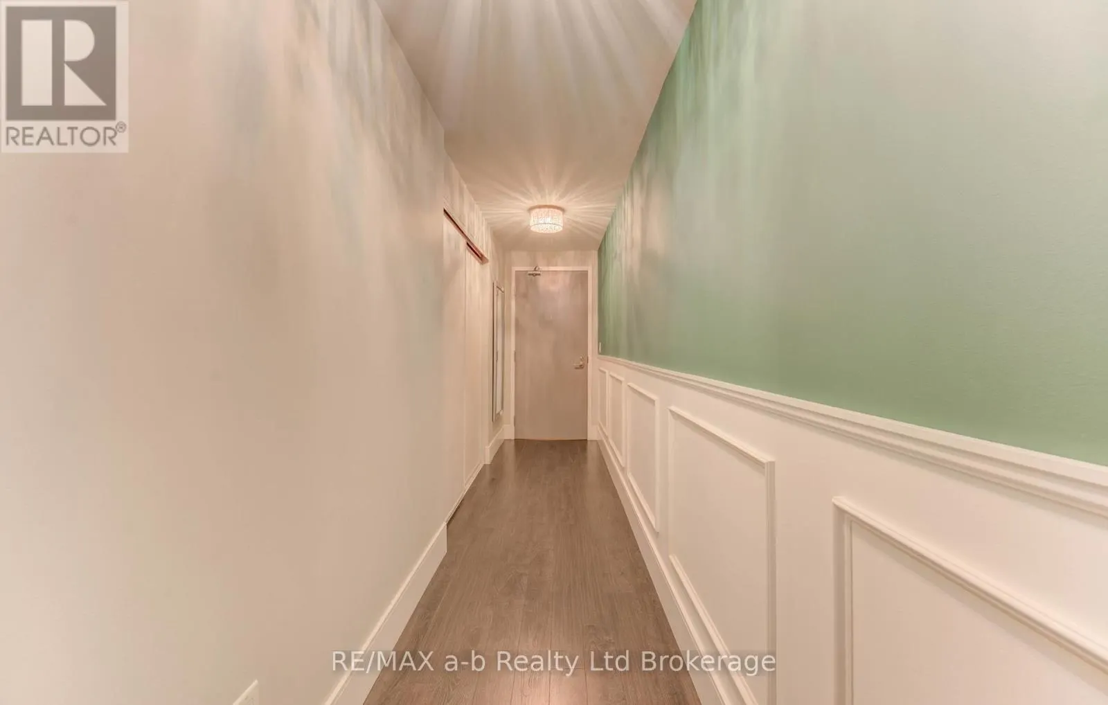 415 - 155 ST LEGER STREET, #415