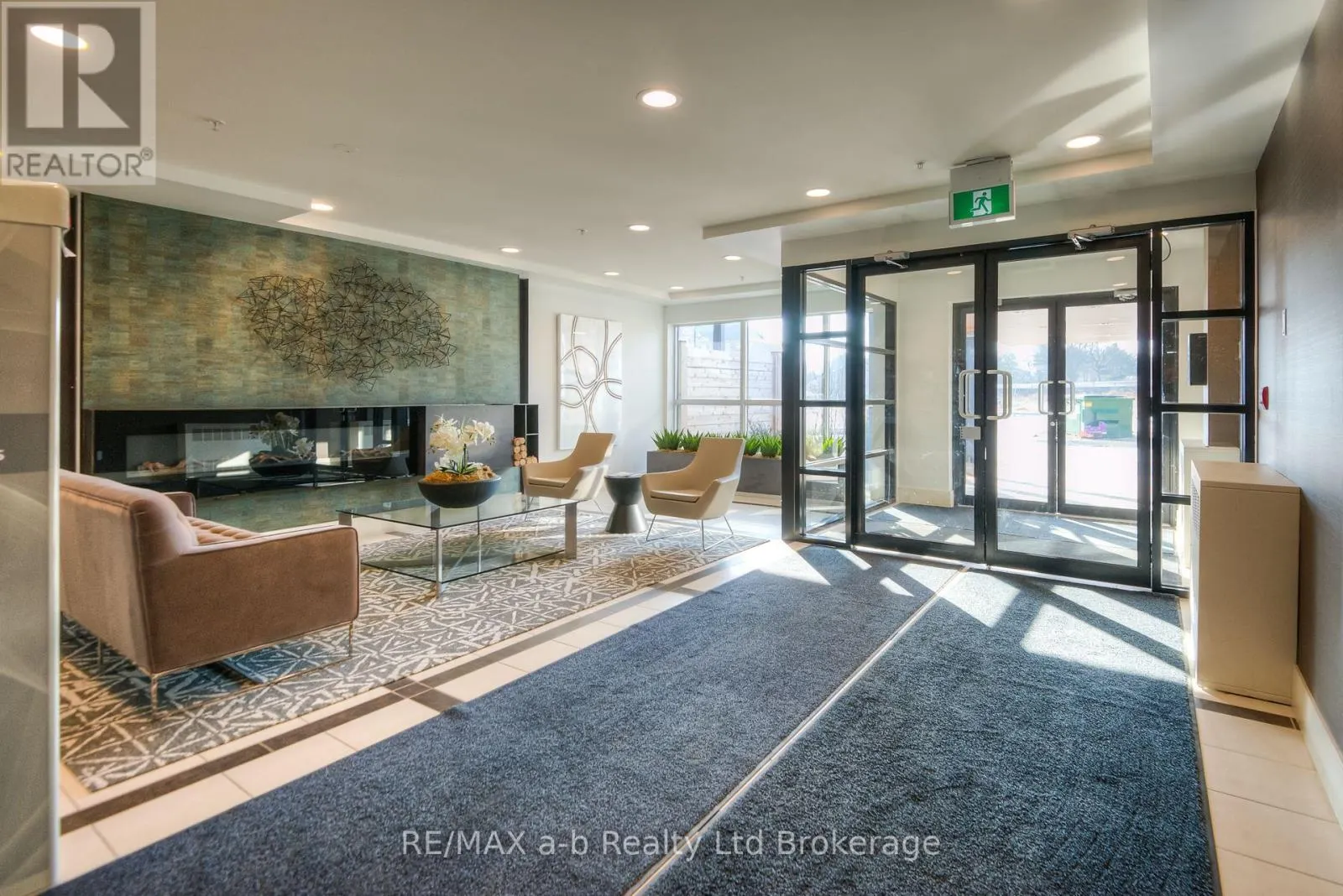 415 - 155 ST LEGER STREET, #415