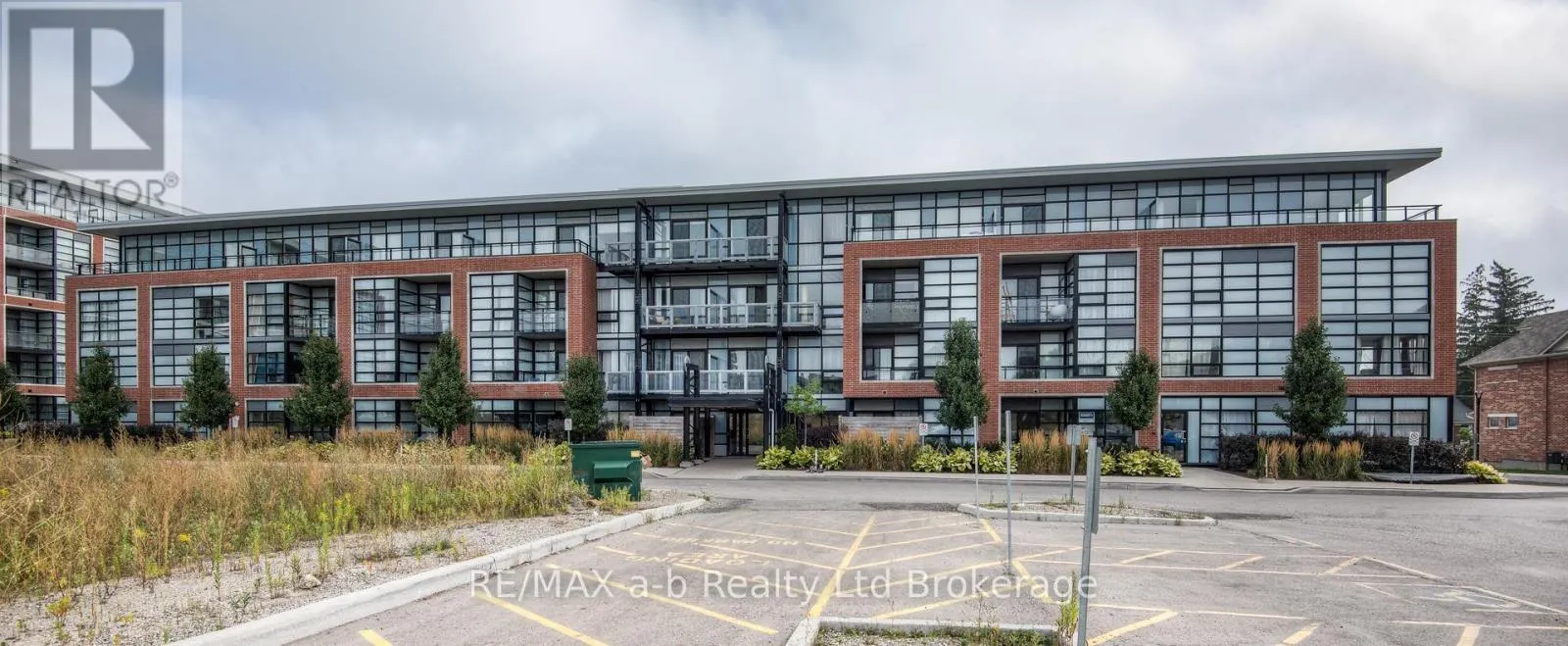 415 - 155 ST LEGER STREET, #415