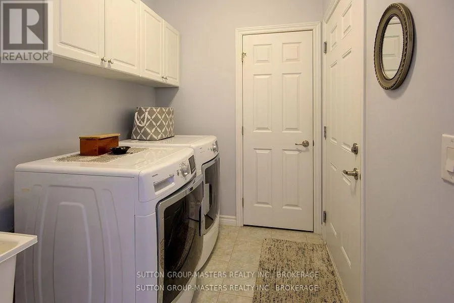 125 COUNTRY CLUB DRIVE