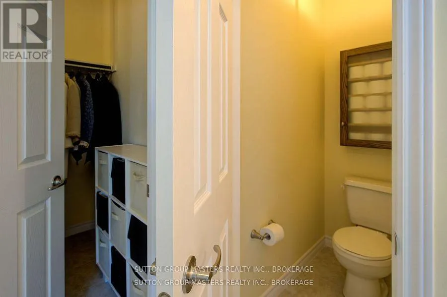 125 COUNTRY CLUB DRIVE