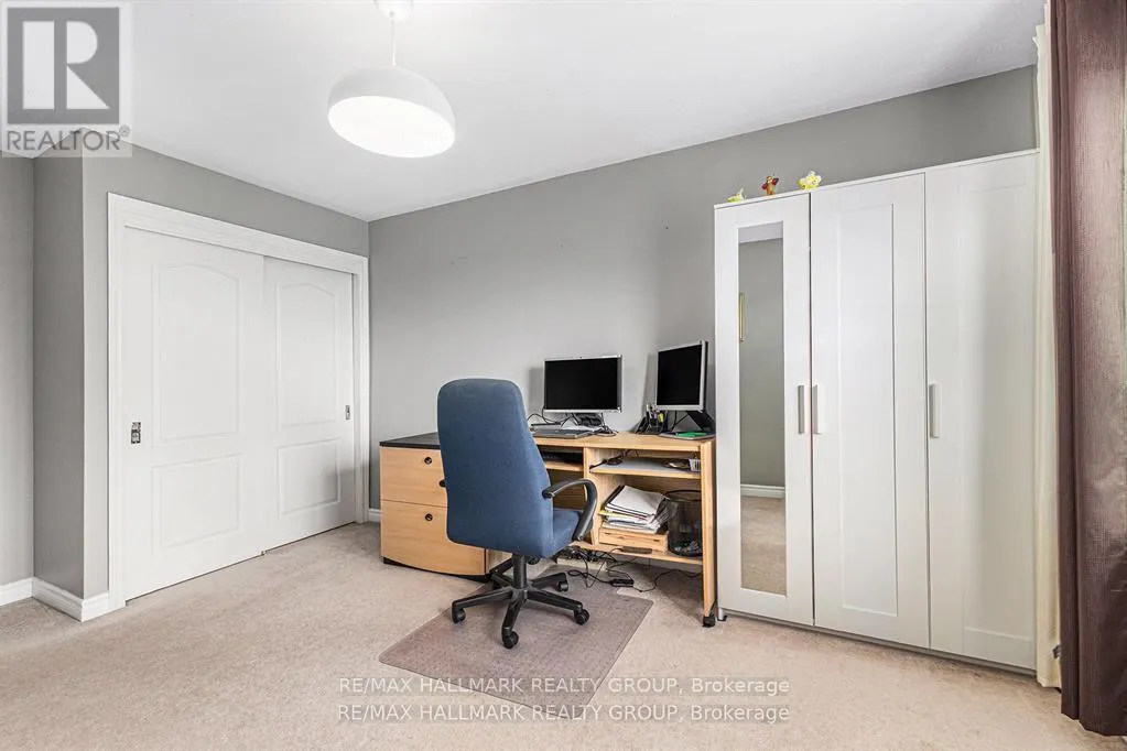 4220 KELLY FARM DRIVE