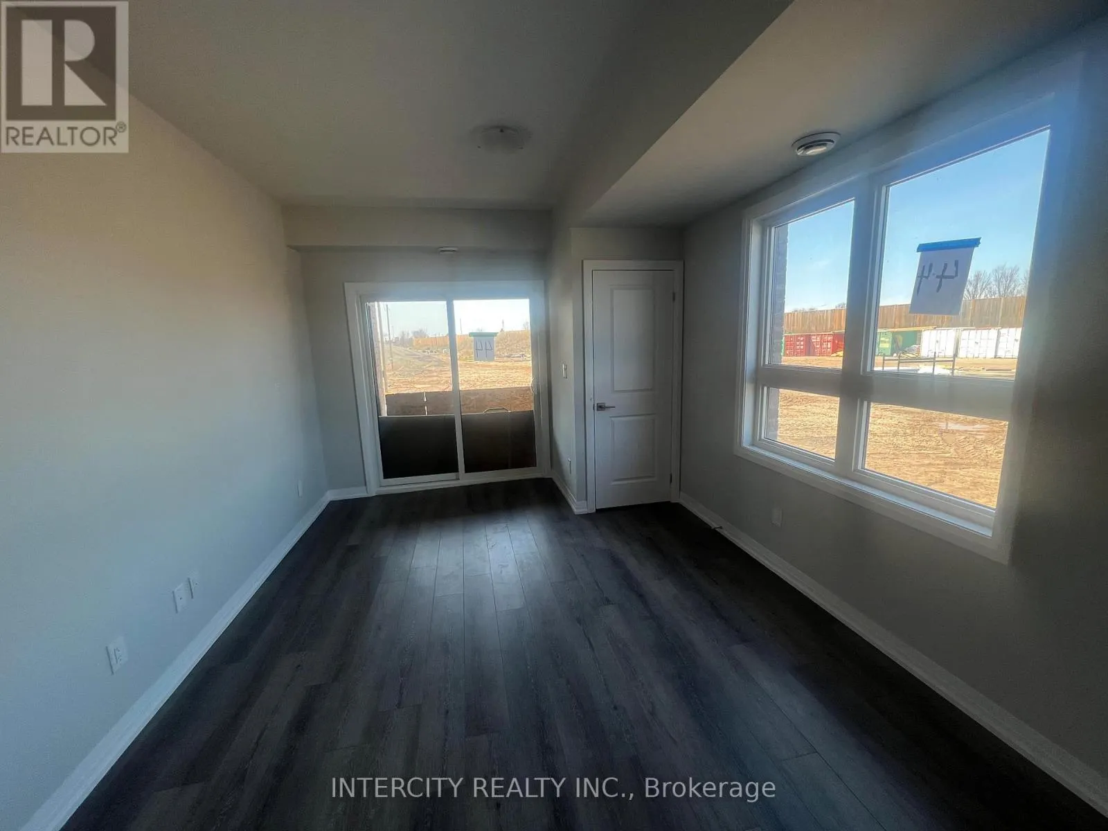 44 - 6705 CROPP STREET