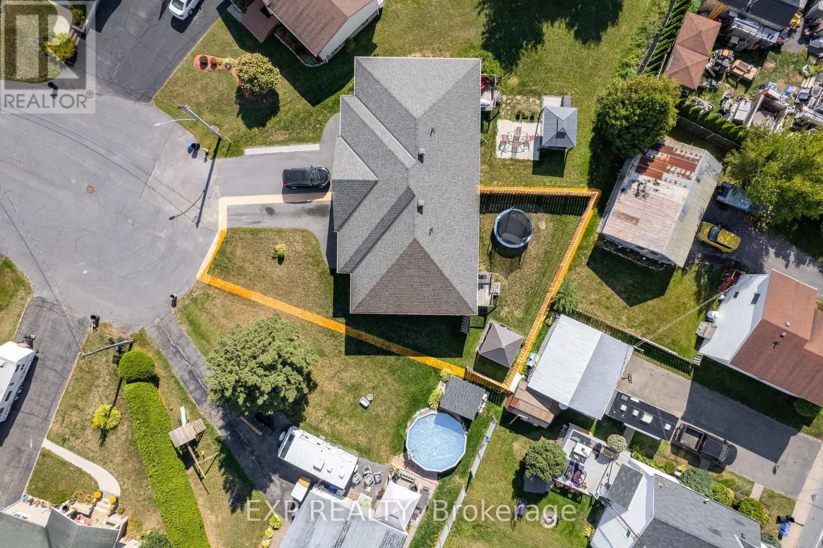 11 PLACE MADELEINE PLACE