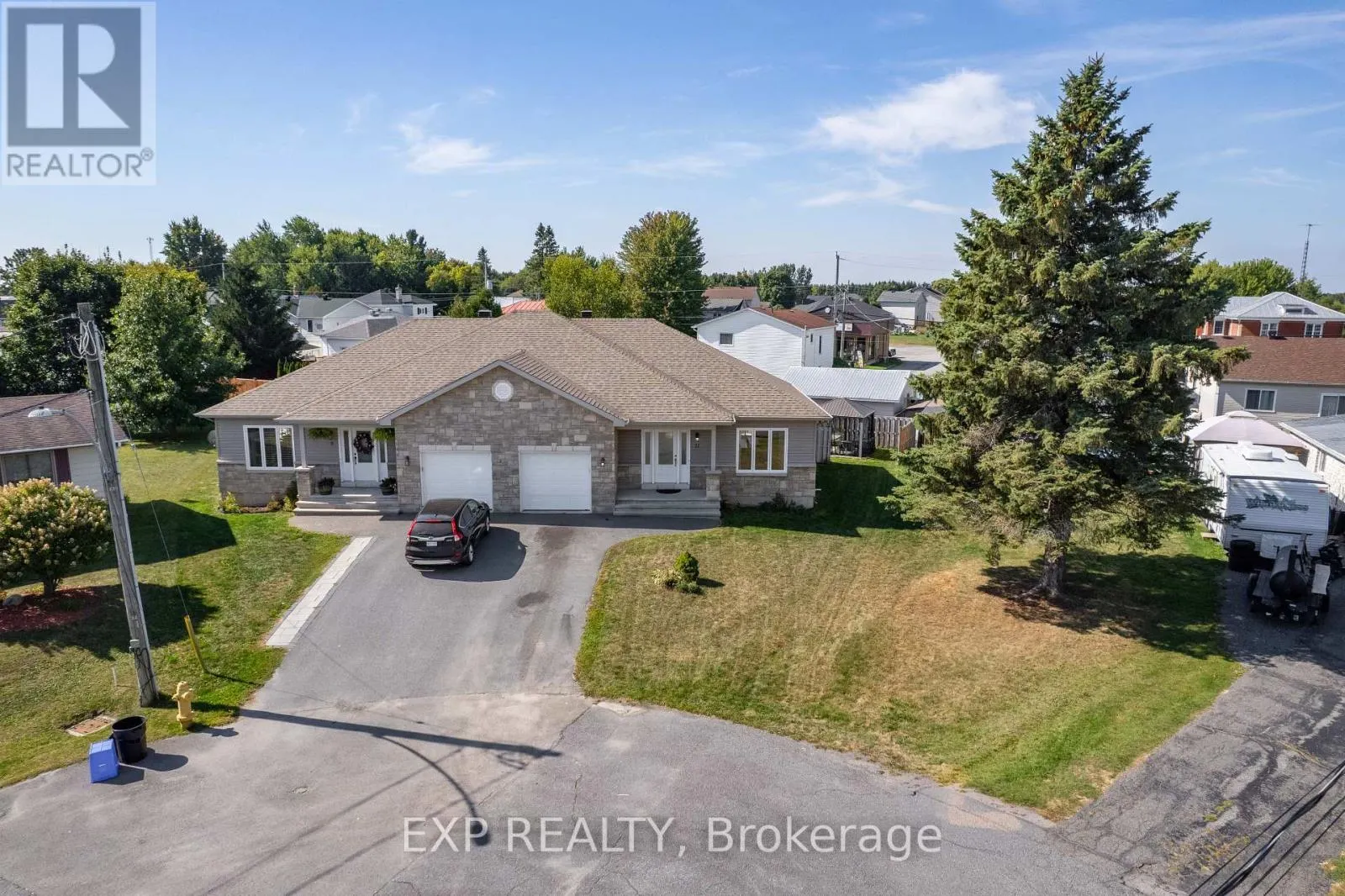 11 PLACE MADELEINE PLACE