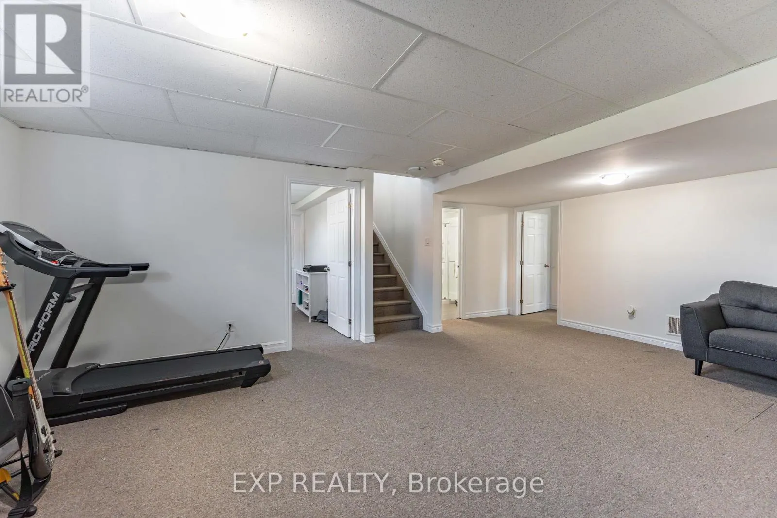 11 PLACE MADELEINE PLACE