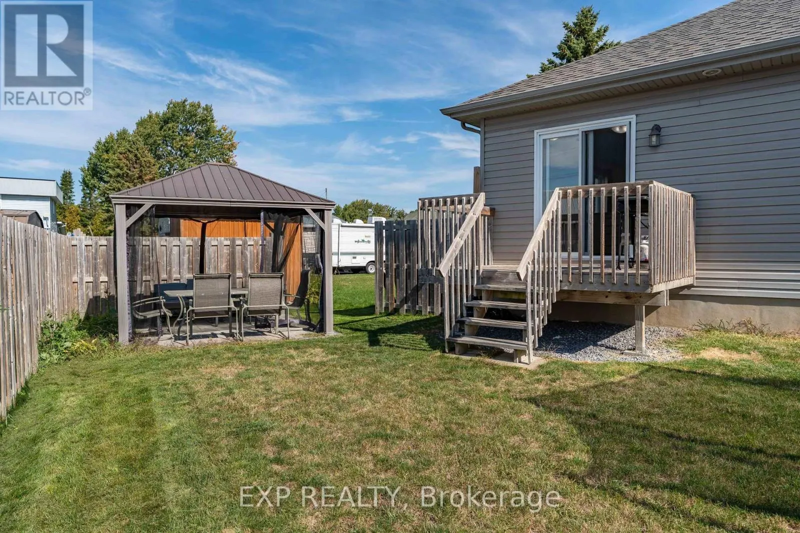 11 PLACE MADELEINE PLACE