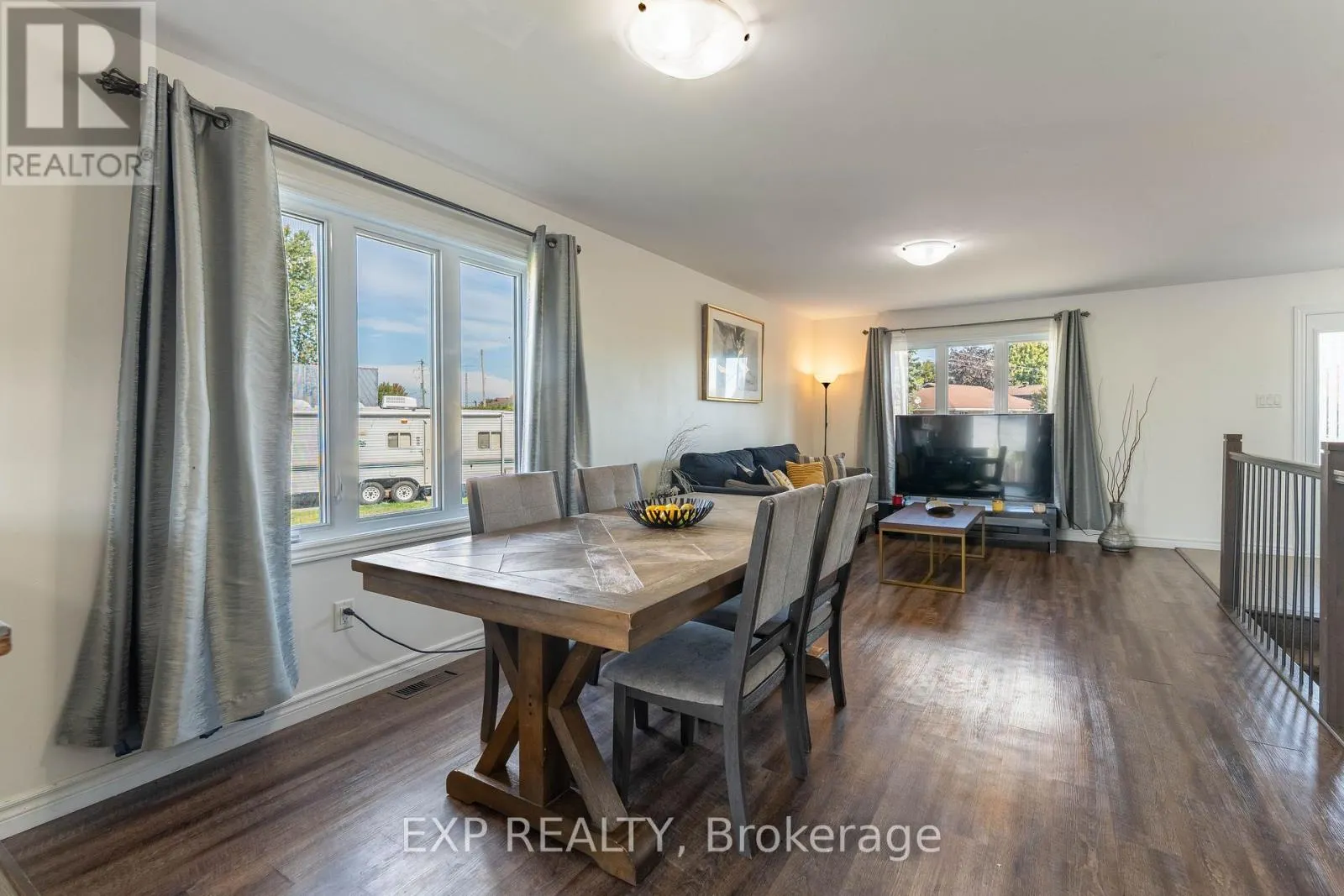 11 PLACE MADELEINE PLACE