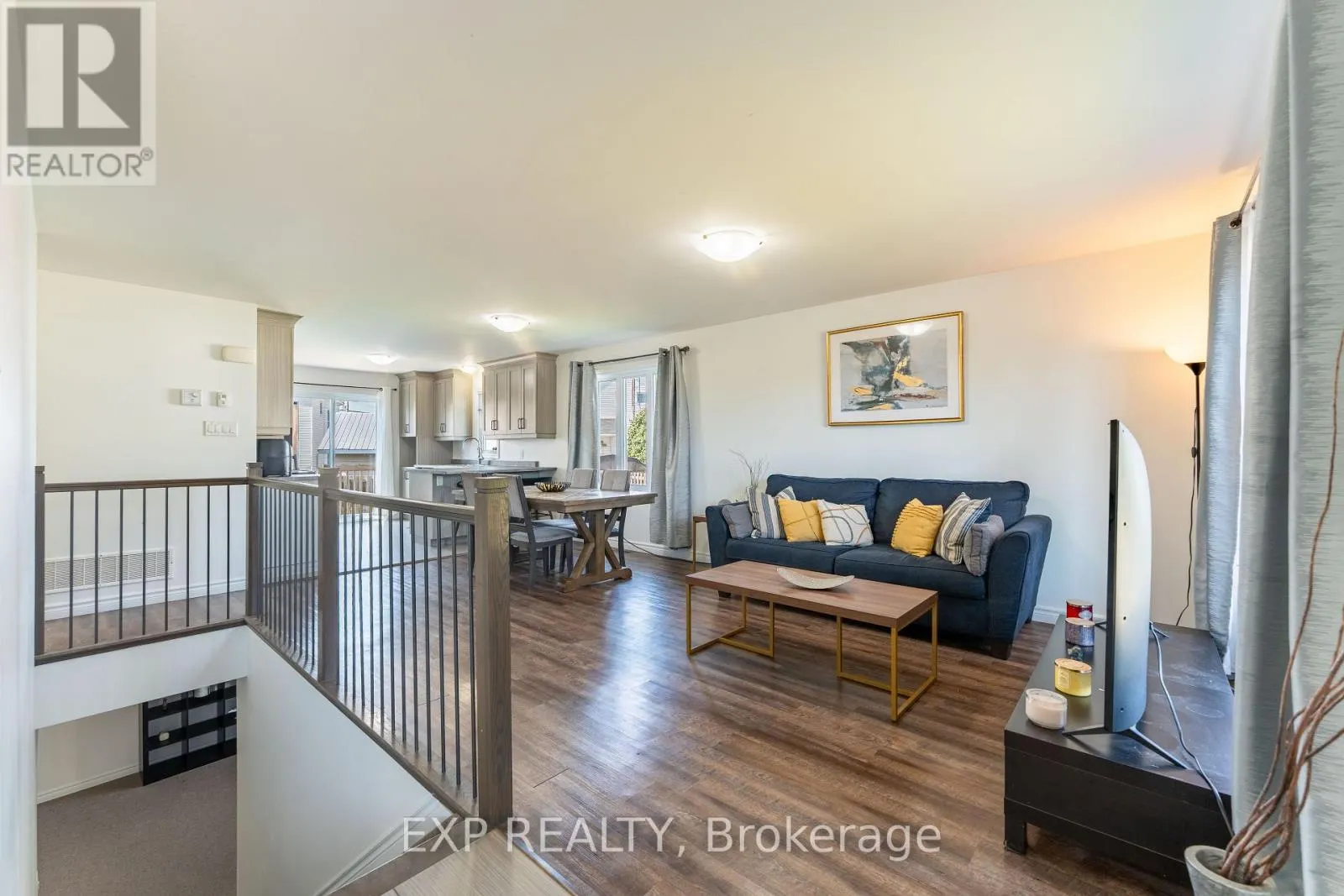 11 PLACE MADELEINE PLACE