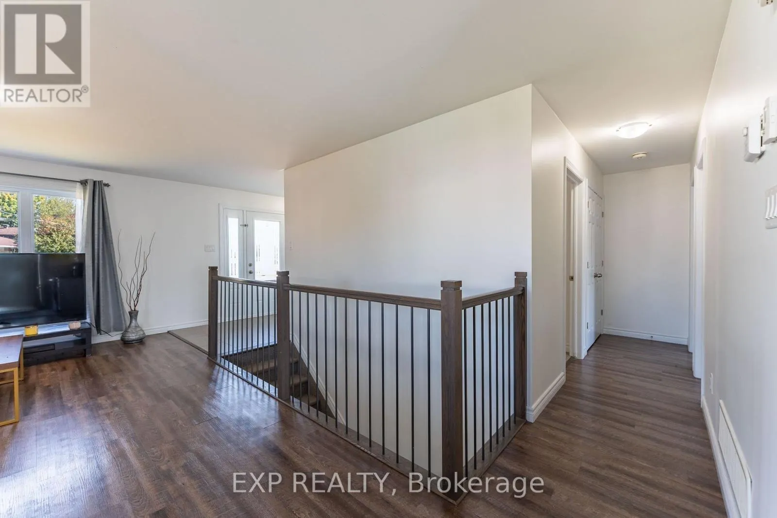 11 PLACE MADELEINE PLACE