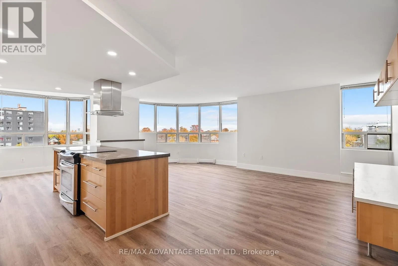 704 - 7 PICTON STREET, #704