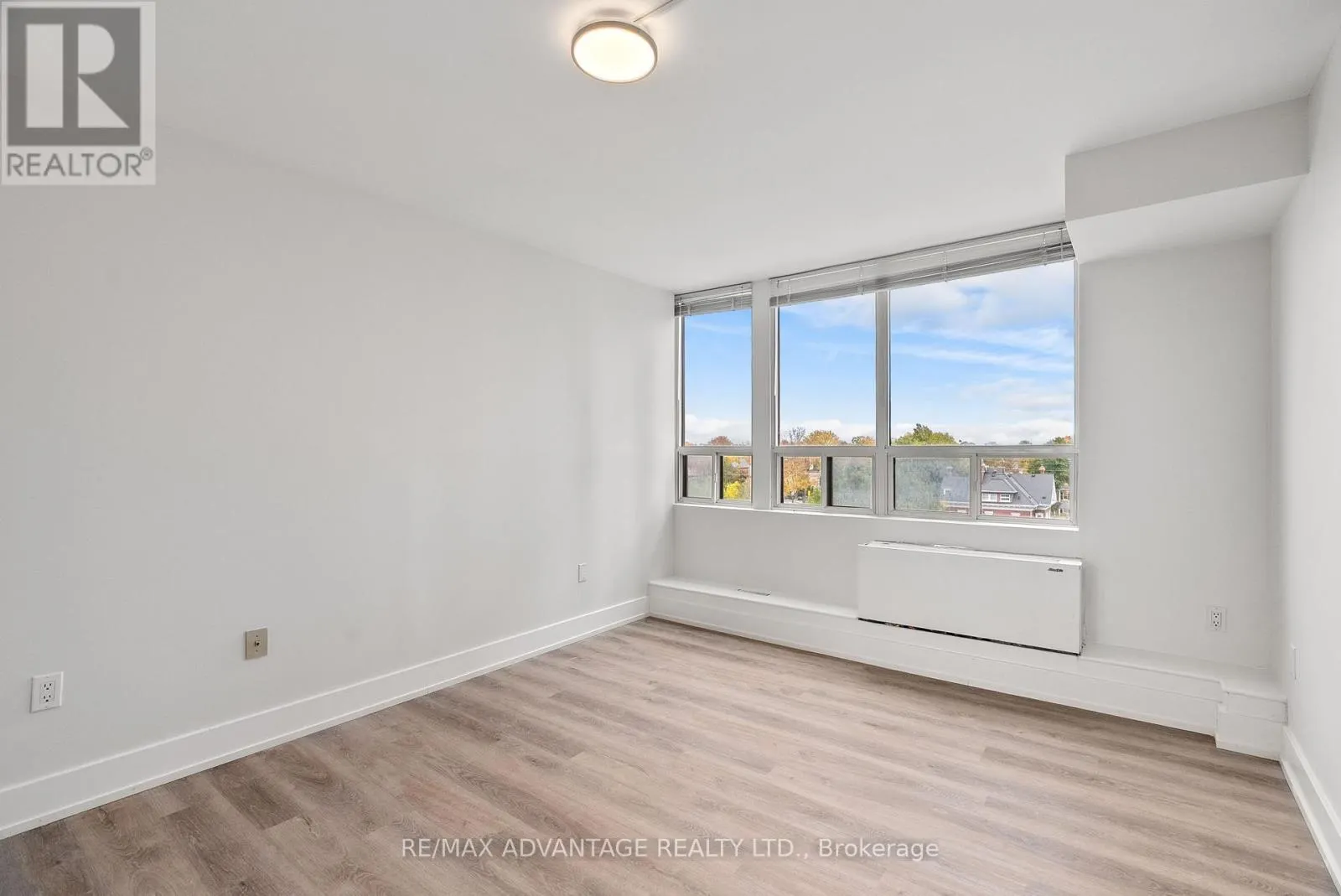 704 - 7 PICTON STREET, #704