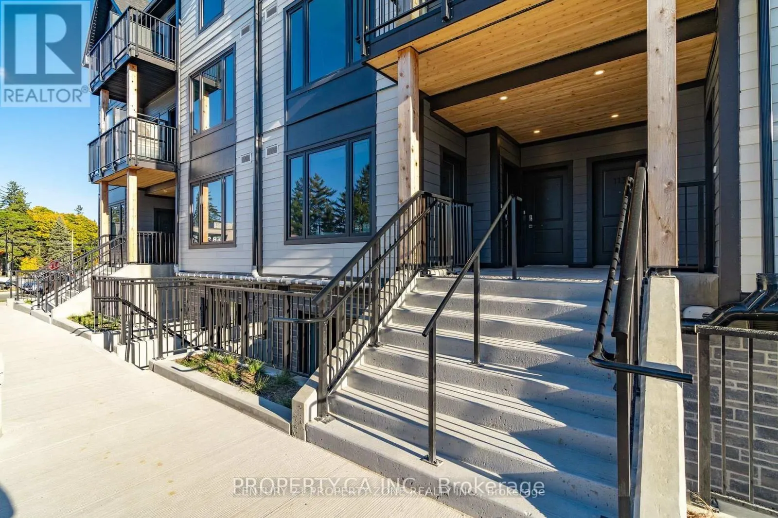 113 - 708 WOOLWICH STREET