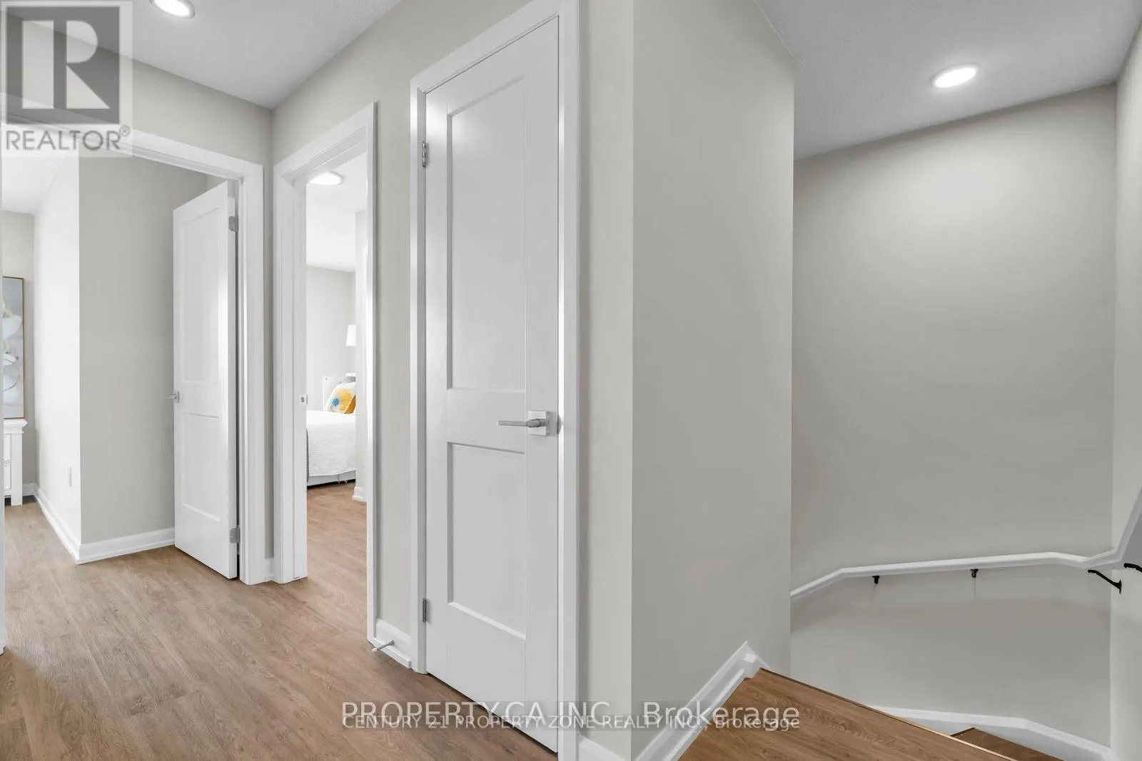 113 - 708 WOOLWICH STREET