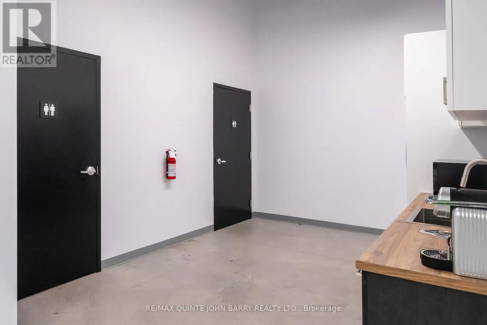 UNIT B - 6 DOUGLAS ROAD, #Unit B