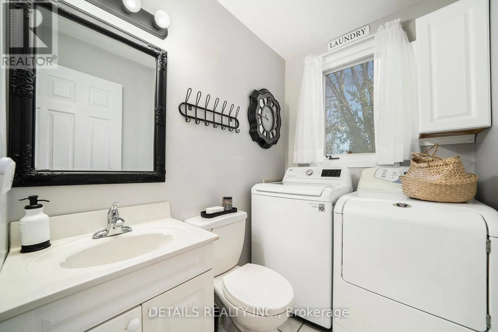 2298 JAMES CRAIG STREET