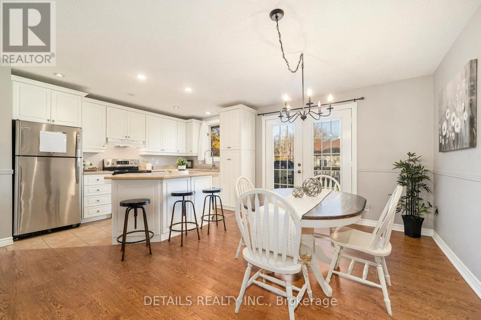 2298 JAMES CRAIG STREET