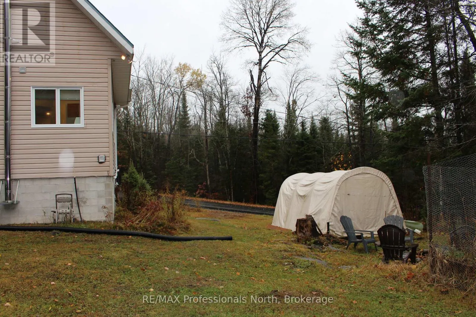 1121 OLD DONALD ROAD N