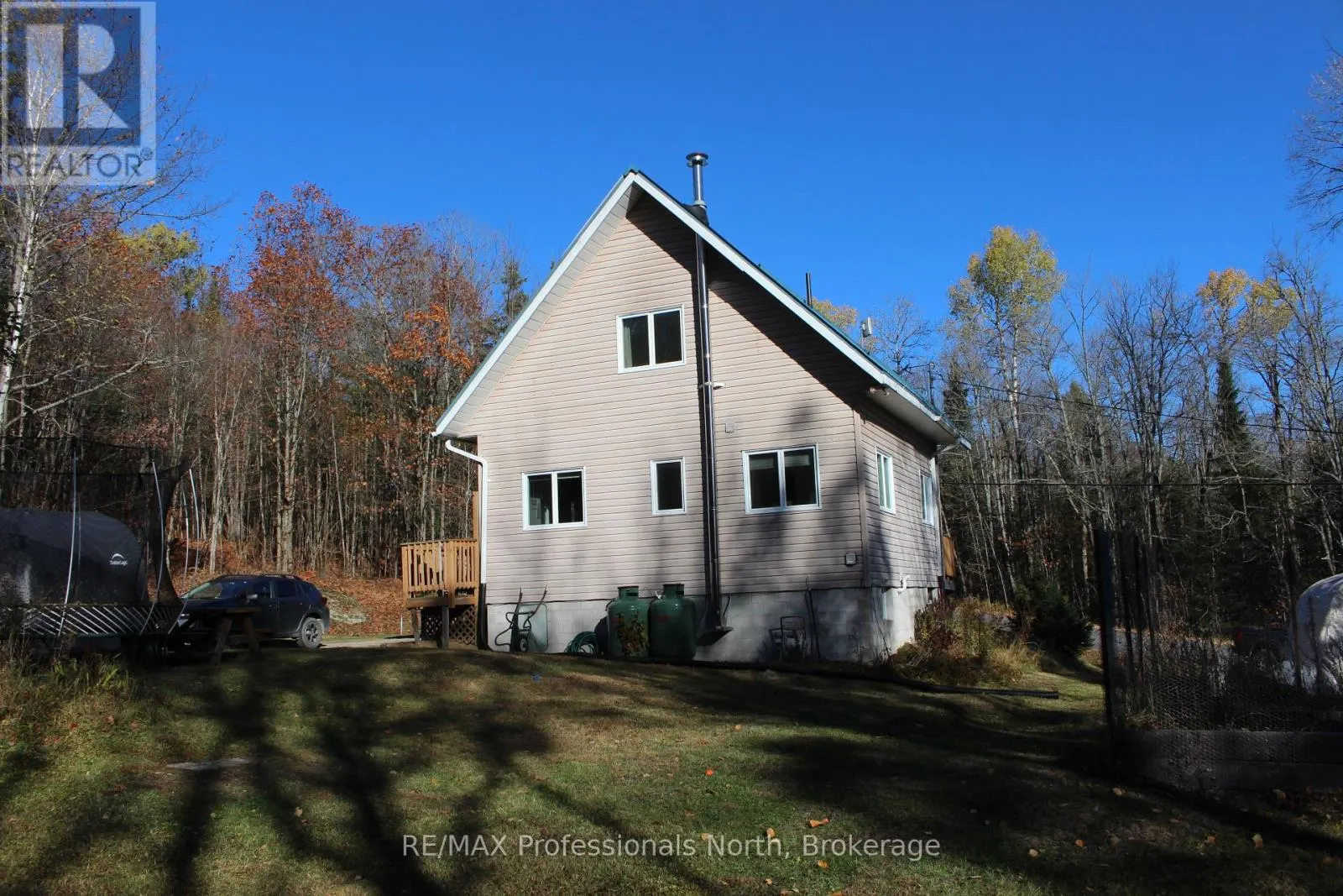 1121 OLD DONALD ROAD N