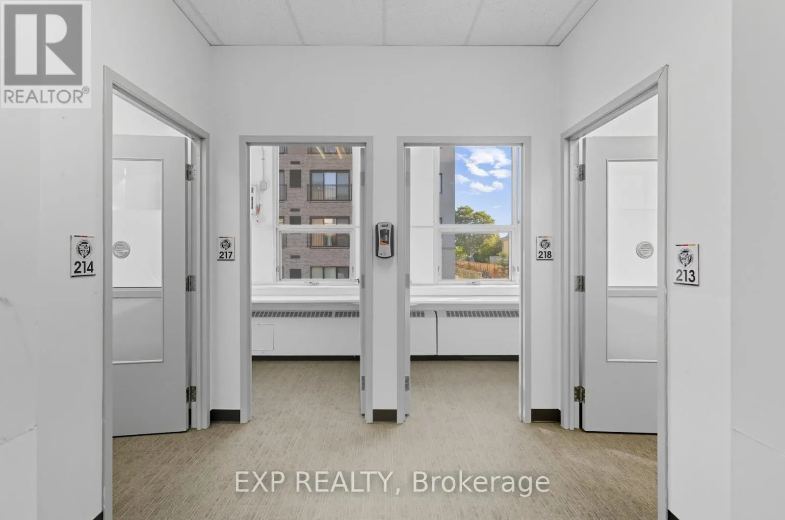 2ND & 3RD FLOOR - 641 SLADEN AVENUE