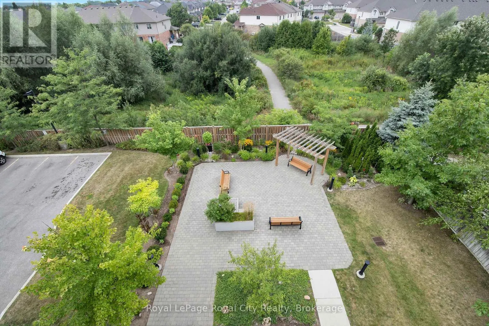 408 - 106 BARD BOULEVARD, #408