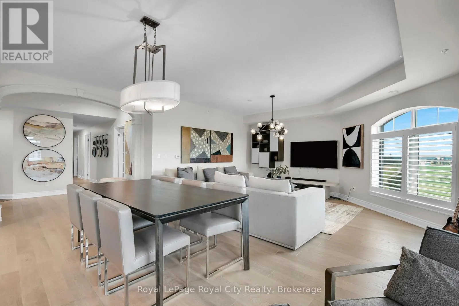 408 - 106 BARD BOULEVARD, #408