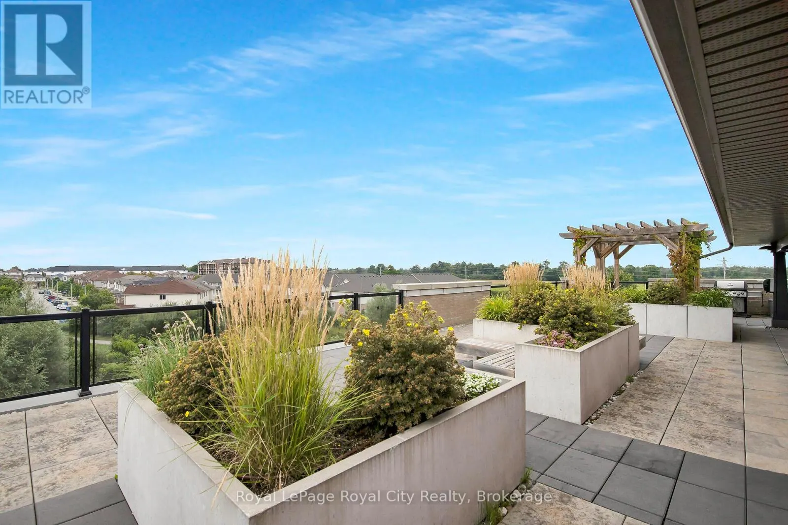 408 - 106 BARD BOULEVARD, #408