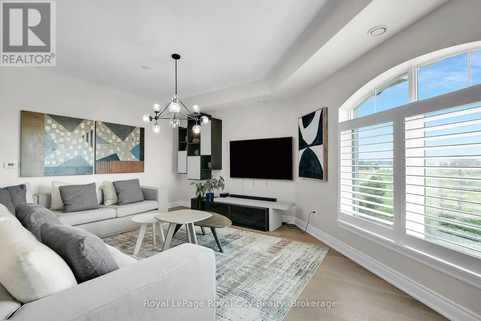 408 - 106 BARD BOULEVARD, #408