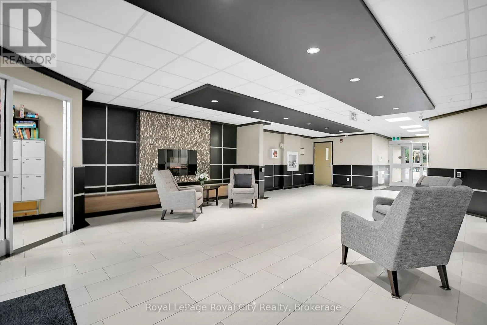 408 - 106 BARD BOULEVARD, #408