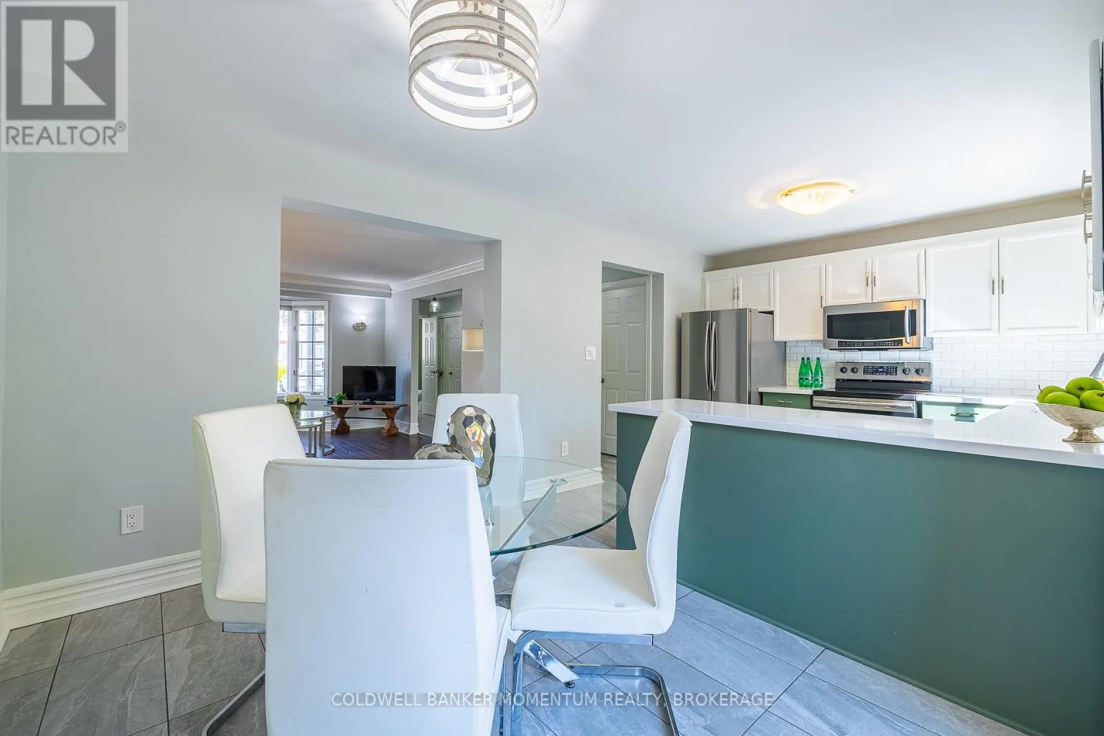 17 - 275 PELHAM ROAD, #17