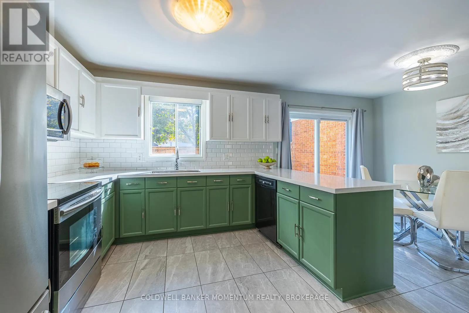 17 - 275 PELHAM ROAD, #17