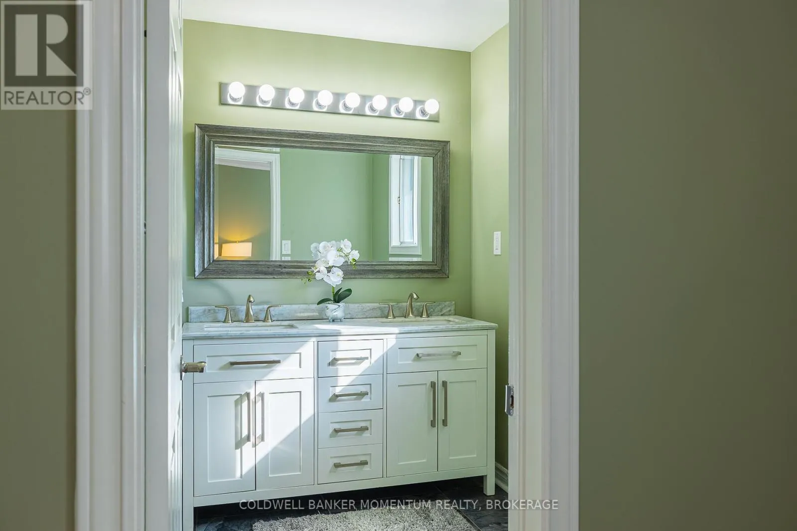 17 - 275 PELHAM ROAD, #17