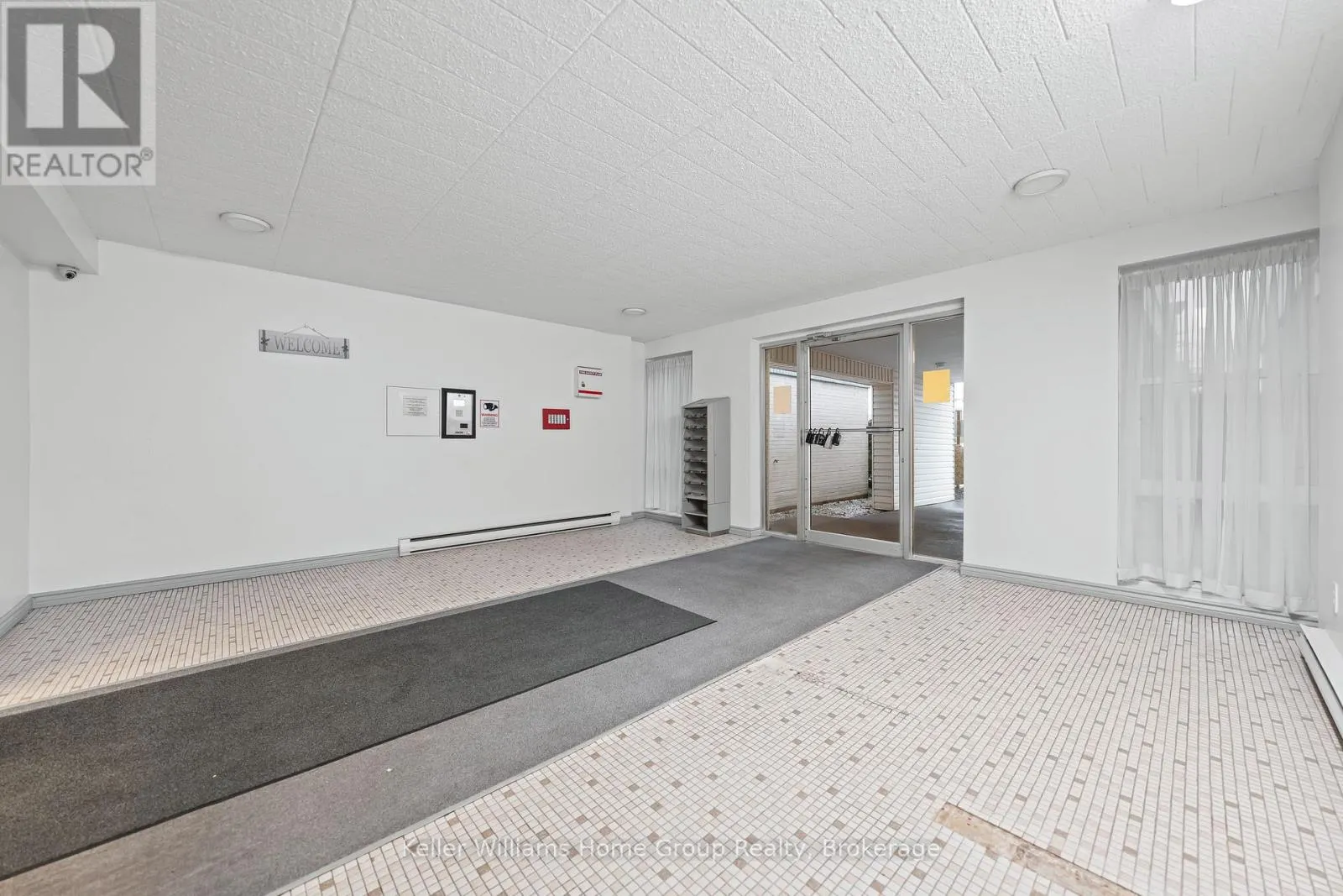 408 - 91 CONROY CRESCENT, #408