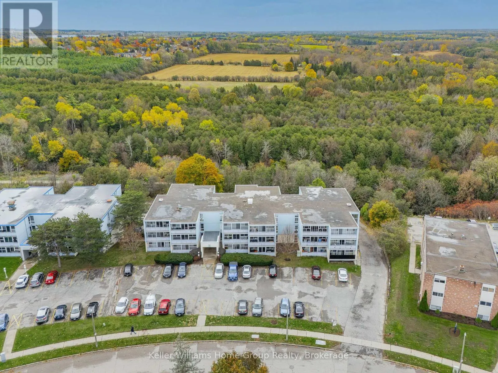 408 - 91 CONROY CRESCENT, #408