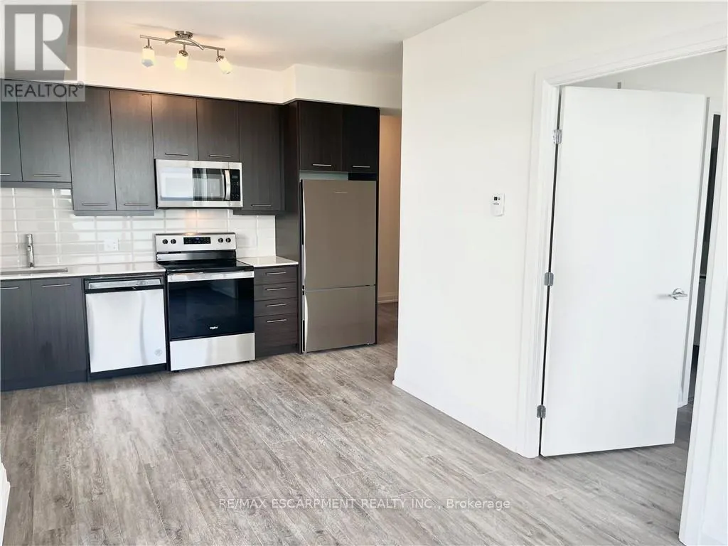 908 - 385 WINSTON ROAD