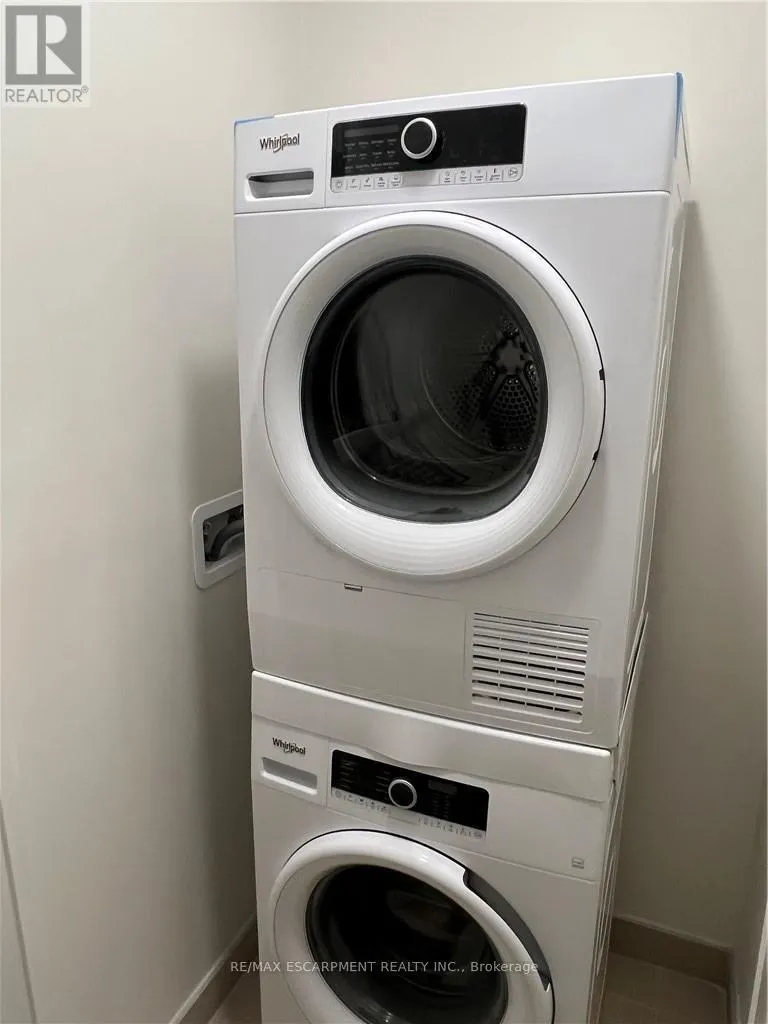 908 - 385 WINSTON ROAD