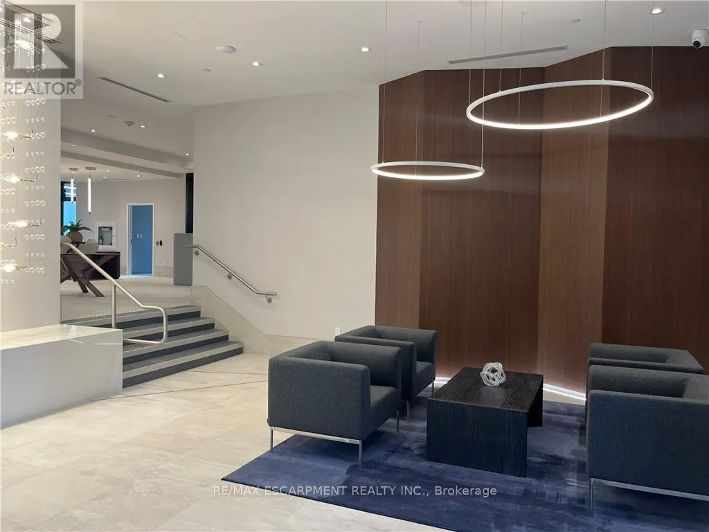 908 - 385 WINSTON ROAD