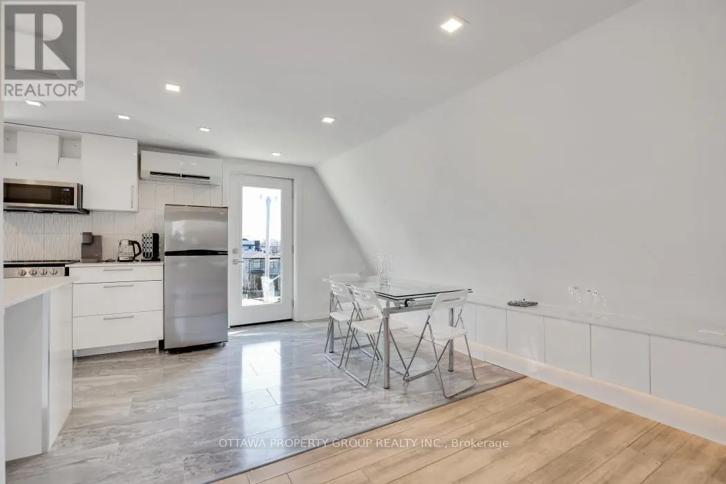 C - 149 CONCORD STREET W