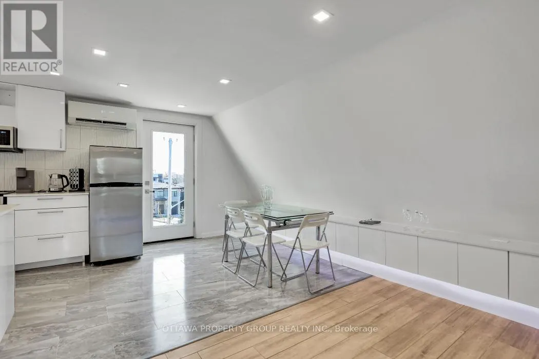 C - 149 CONCORD STREET W