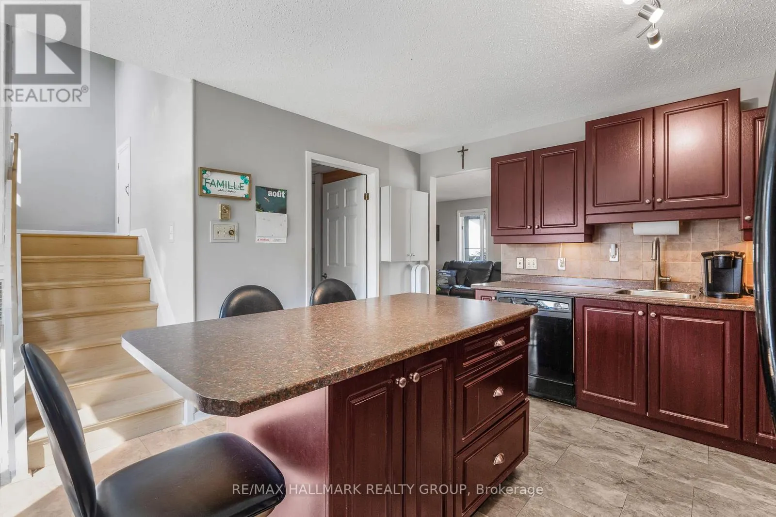 1115 CHOLETTE CRESCENT