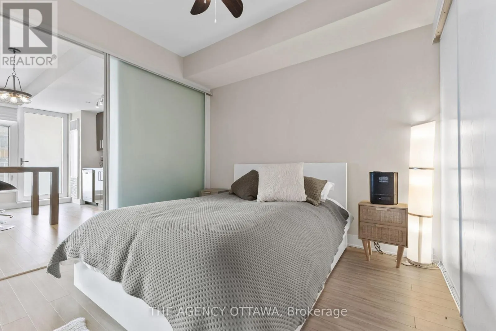 406 - 118 HOLMWOOD AVENUE