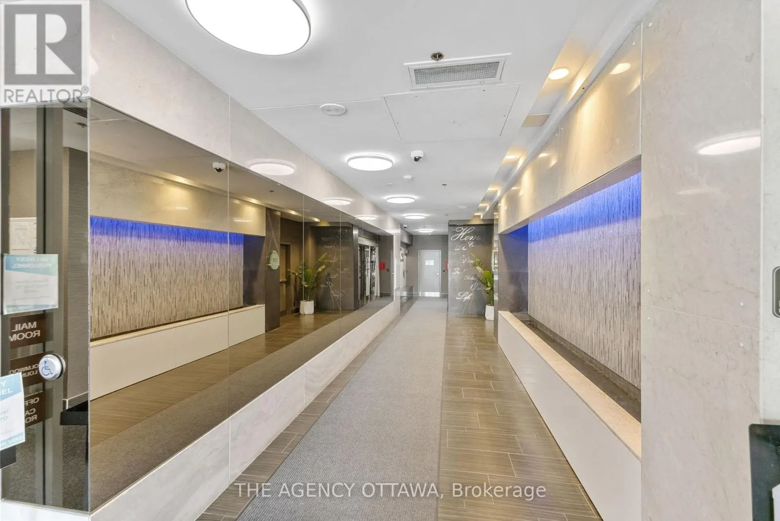 406 - 118 HOLMWOOD AVENUE